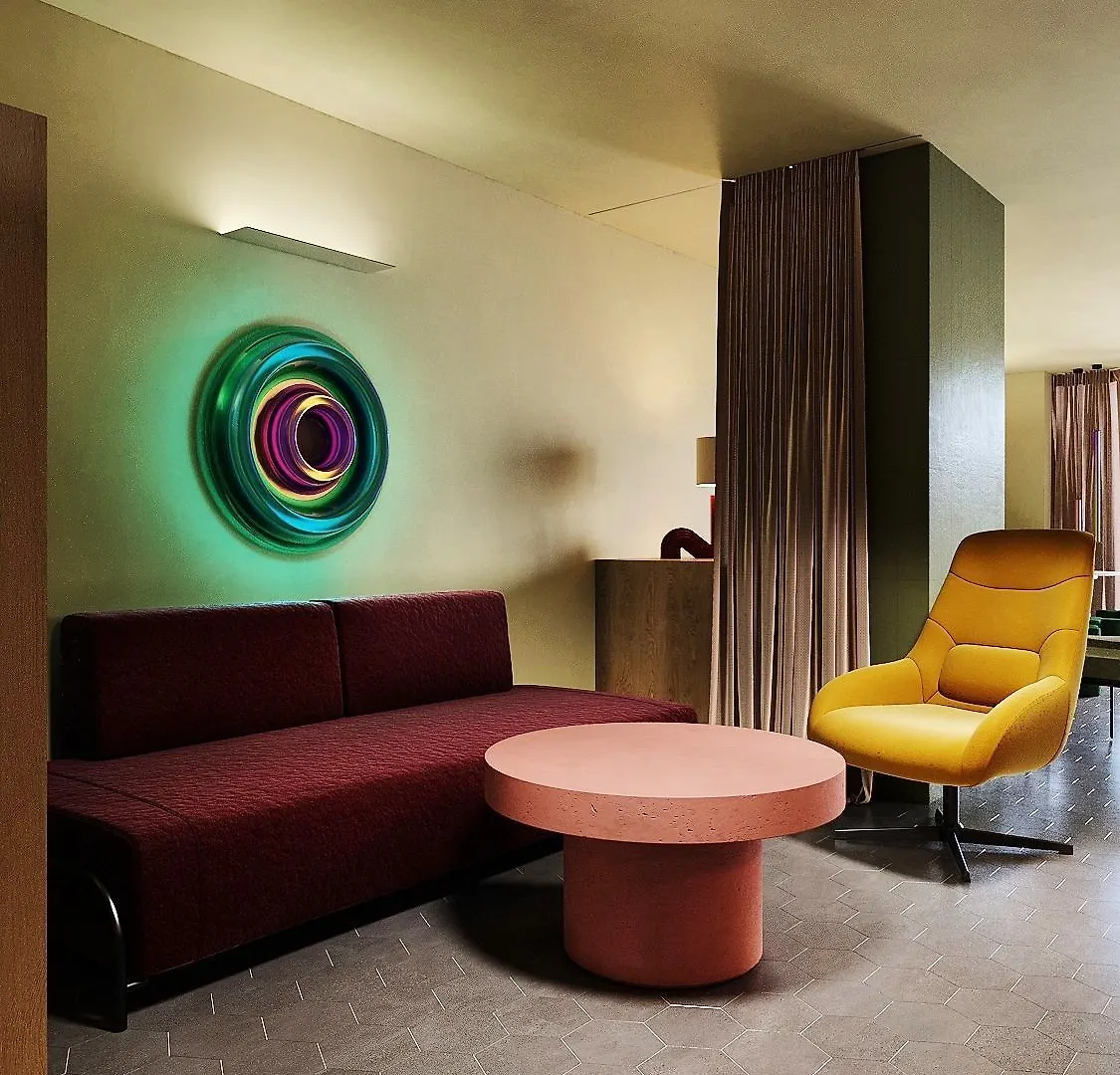 Hostal Superlativo Trinidad Malaga